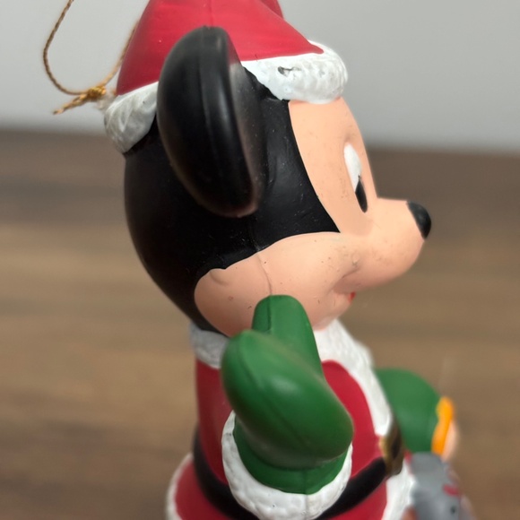 * VINTAGE The Walt DISNEY Co. MICKEY MOUSE Santa Suit Christmas Tree Ornament * - Picture 7 of 10